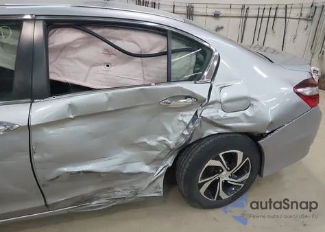 2017 Honda Accord Lx z USA, uszkodzony, nr VIN 1HGCR2F33HA192988